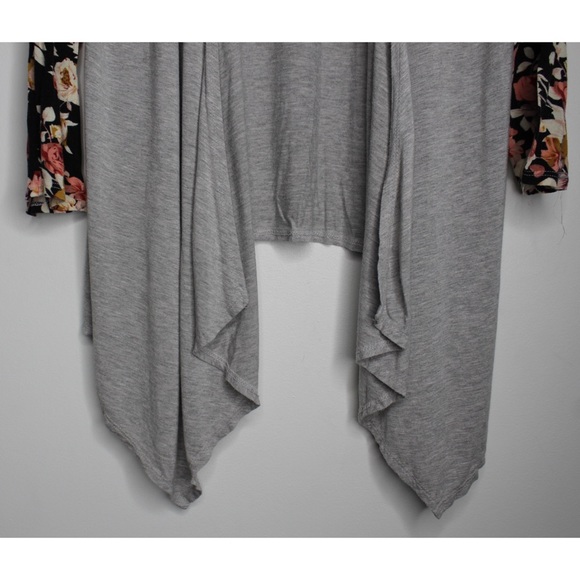 Two Tone Floral Flyaway Cardigan M/L Preowned - Picture 3 of 6